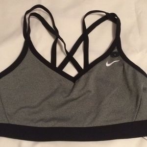 nike victory favorites bra